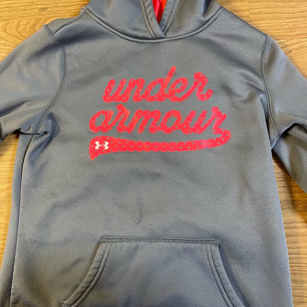 Well loved under armor hoodie kids size 6/7